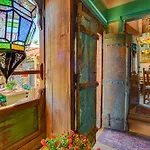 17 Mi To Ski Santa Fe! North Side Tiffany House