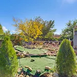 Holiday home 17 Mi To Santa Fe! North Side 'tiffany House'